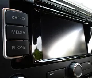 Entertainment & Connectivity